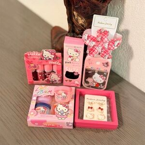 Hello Kitty Jewelry and Makeup Set - Pink and Red